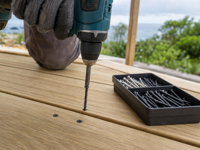 wood screws.jpg